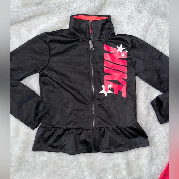 New Girls Nike Set - Picture 4 of 6